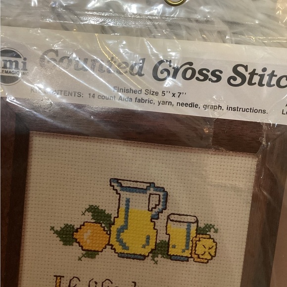 Needle Magic Cross stitch kit If Life Hands You Lemons Make Lemonade - Picture 3 of 4